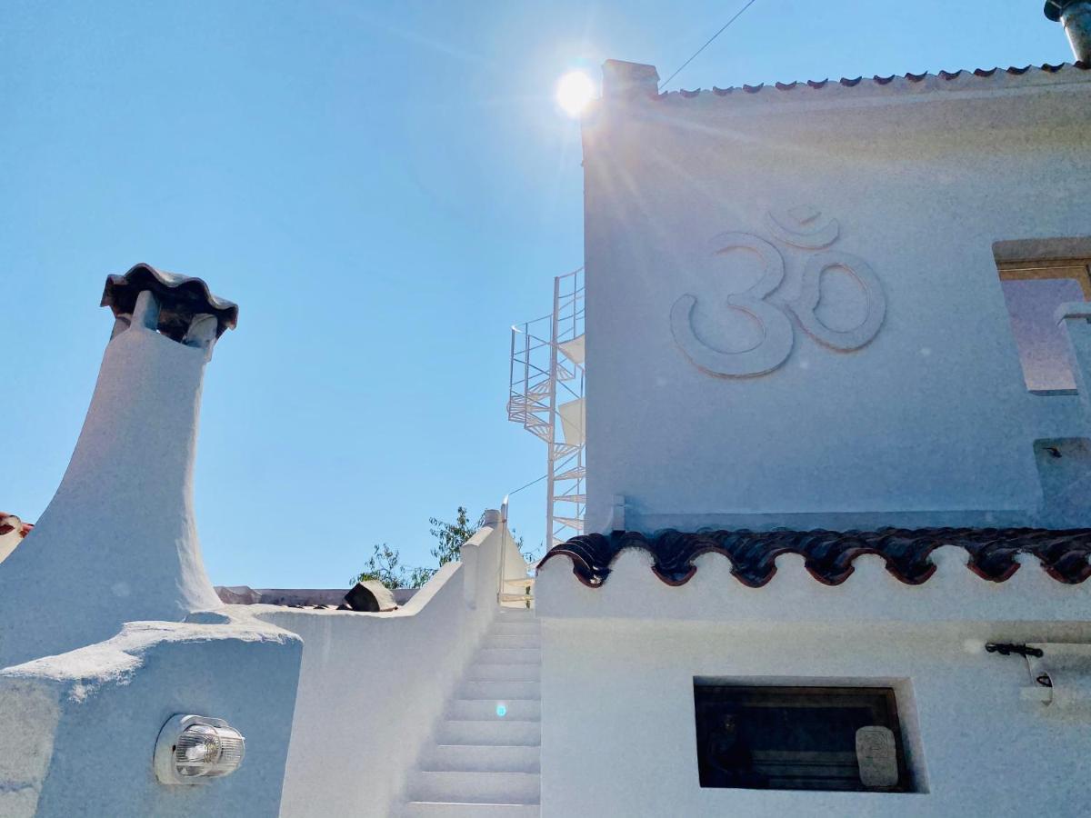 Casa Namaste Bed & Breakfast Porto Columbu - Perd'E Sali Екстериор снимка